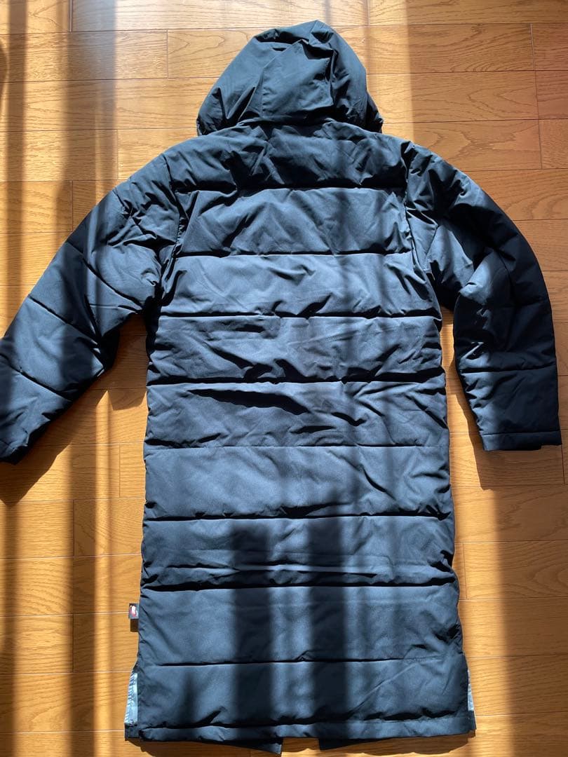 【新品タグ付き】ヨネックス　YONEX　ユニベンチコート　Mサイズ