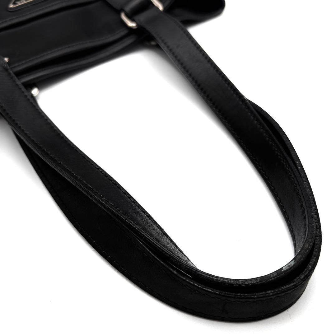 希少美品 プラダ トートバッグ 三角ロゴ 白タグ 肩掛け A4可 ユニセックス