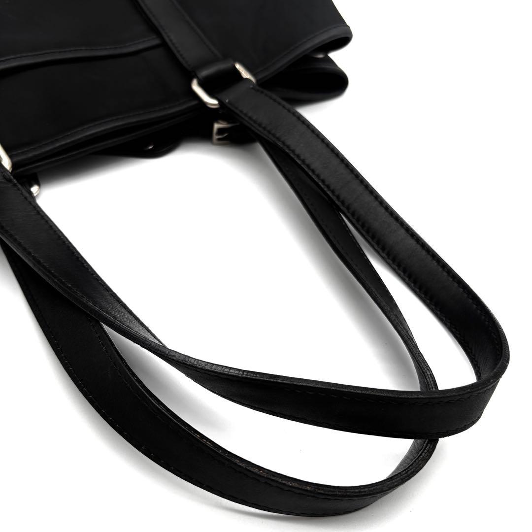 希少美品 プラダ トートバッグ 三角ロゴ 白タグ 肩掛け A4可 ユニセックス