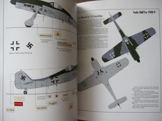 洋書 Focke Wulf FW 190: From 1940-1945