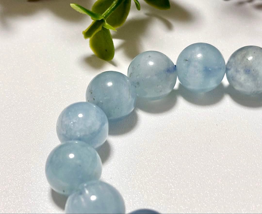 ピスタチオ　究極品質　神々が創りし青の宝石　幻のヒマラヤブルーアクアマリン