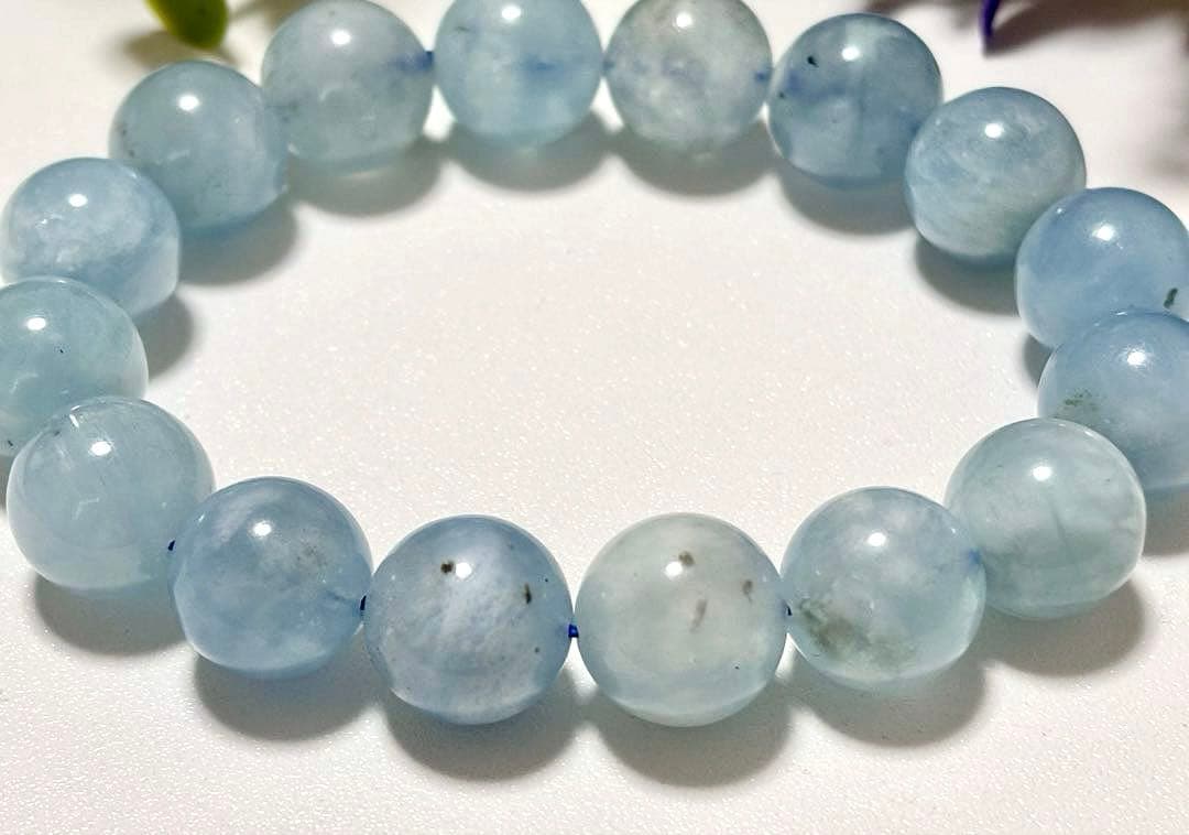 ピスタチオ　究極品質　神々が創りし青の宝石　幻のヒマラヤブルーアクアマリン