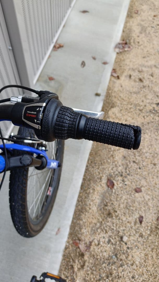 【直接引き渡し大阪市】GIOS GENOVA 22インチ