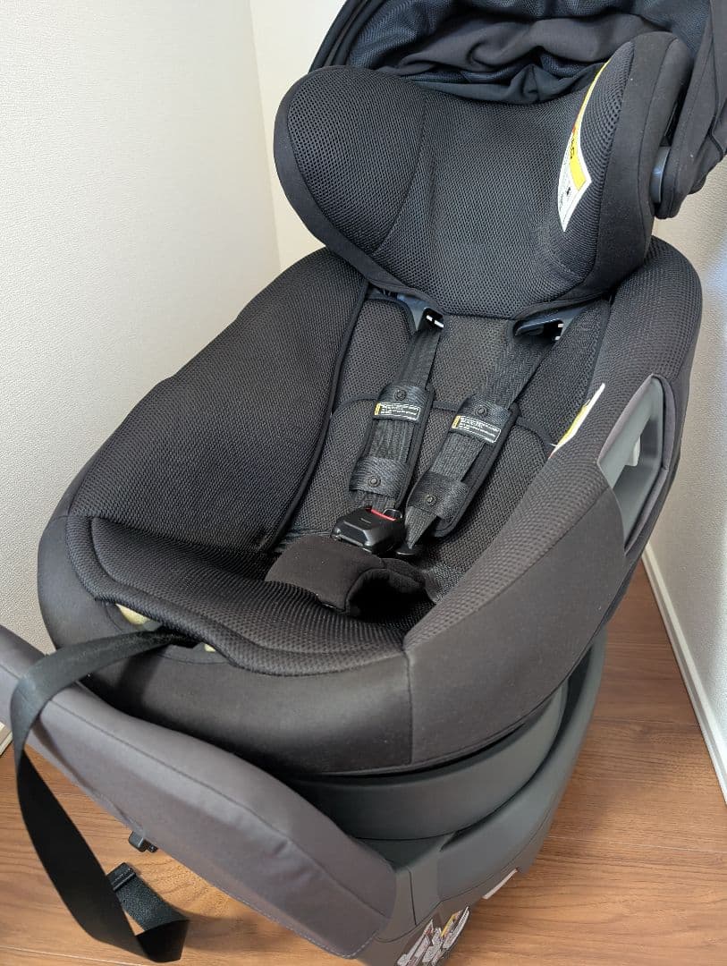 Combi THE S plus ZC-750 黒 チャイルドシート 欠品無し