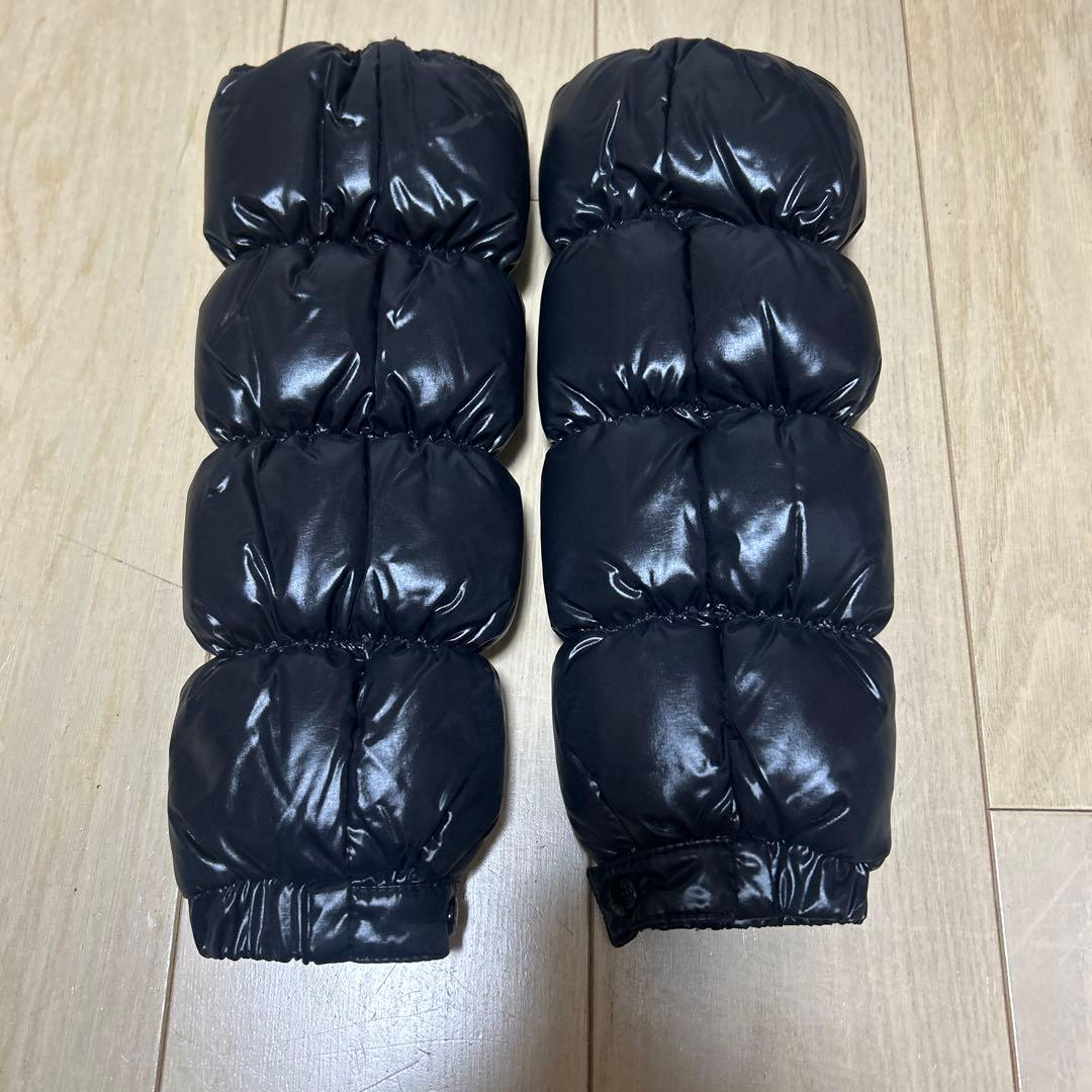 MONCLER ブラック アームカバー