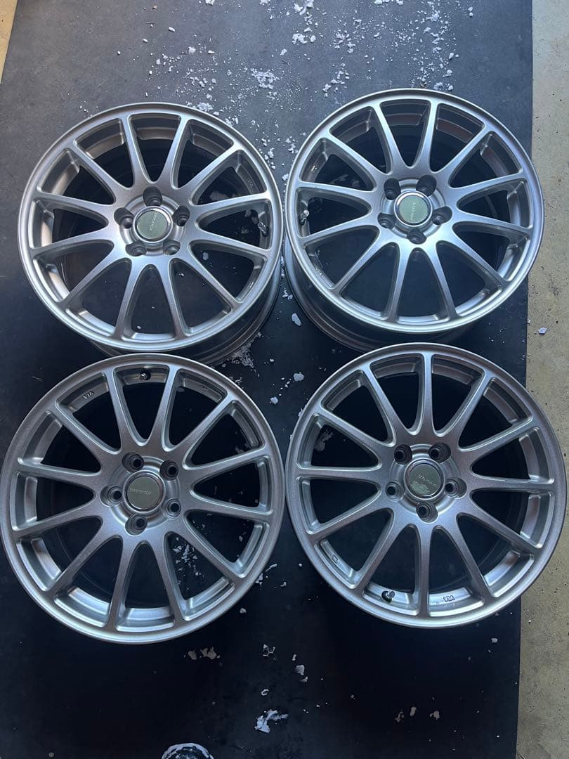 アルミホイール16×6.5J ET46 5穴PCD100 プリウス　ウィッシュ他