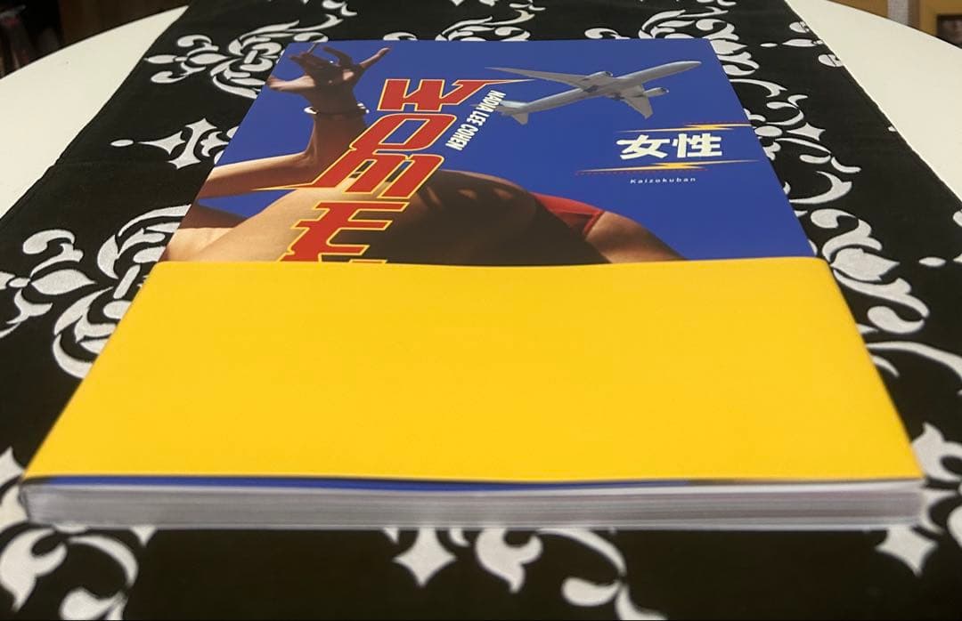 Nadia Lee Cohenナディアリーコーエン,サイン入り1.edition