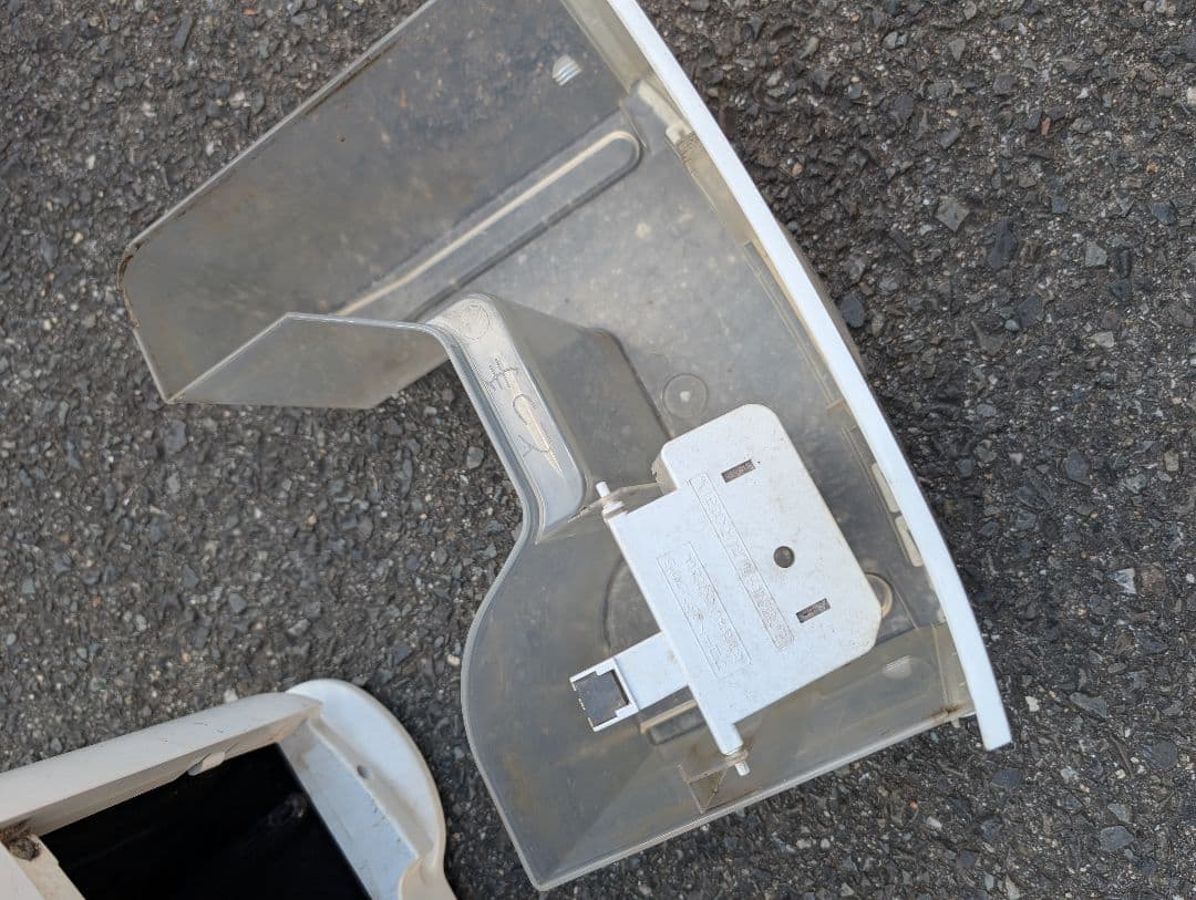 三菱 衣類乾燥除湿機 MJ-180GX-W