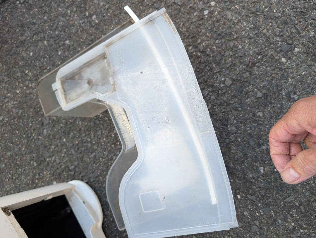 三菱 衣類乾燥除湿機 MJ-180GX-W