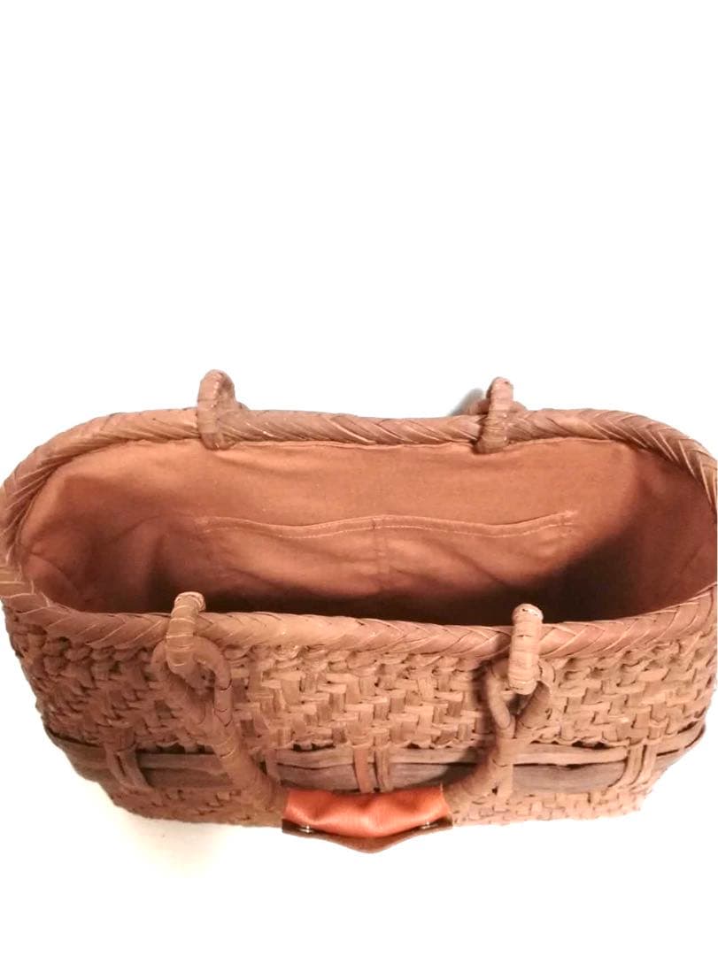 山葡萄バッグ二本太め編み