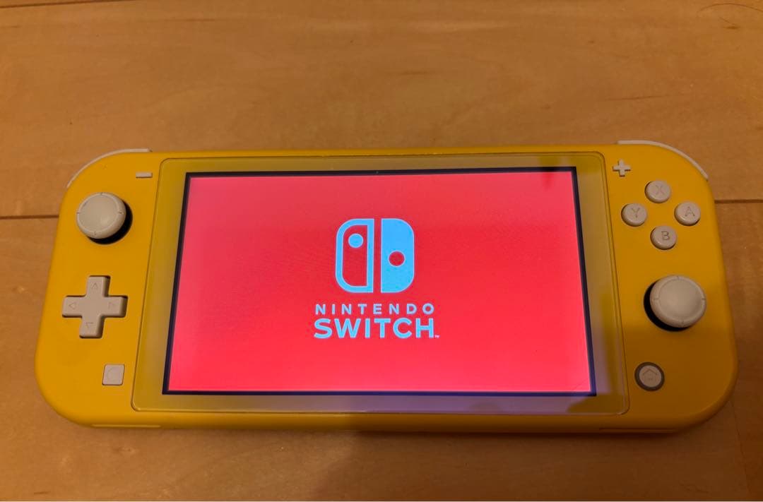Nintendo Switch Lite イエロー 本体　ジャンク品