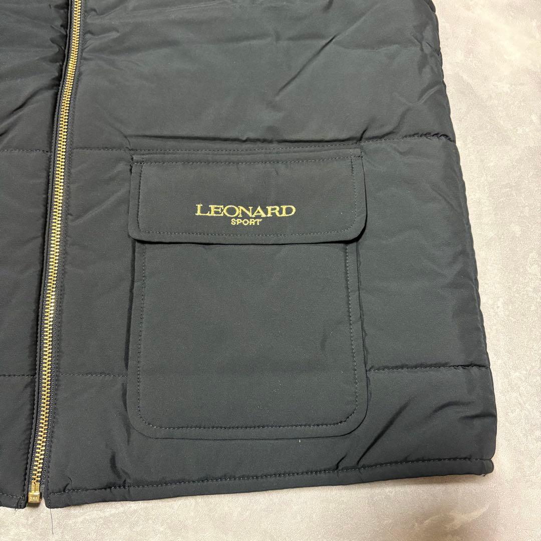 レオナール リバーシブル ダウンベスト 花柄 ロゴ刺繍