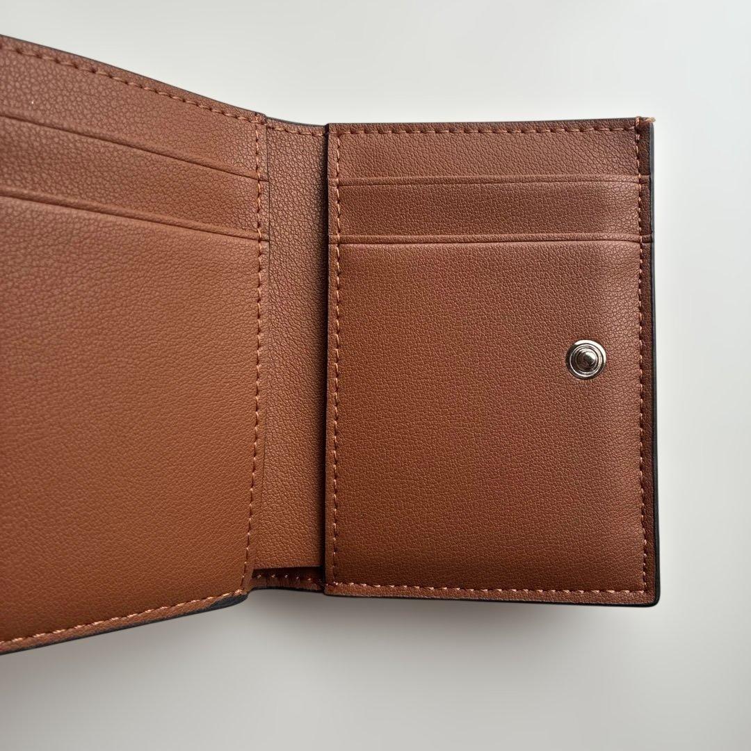 LOEWE 三つ折り財布 ベージュ