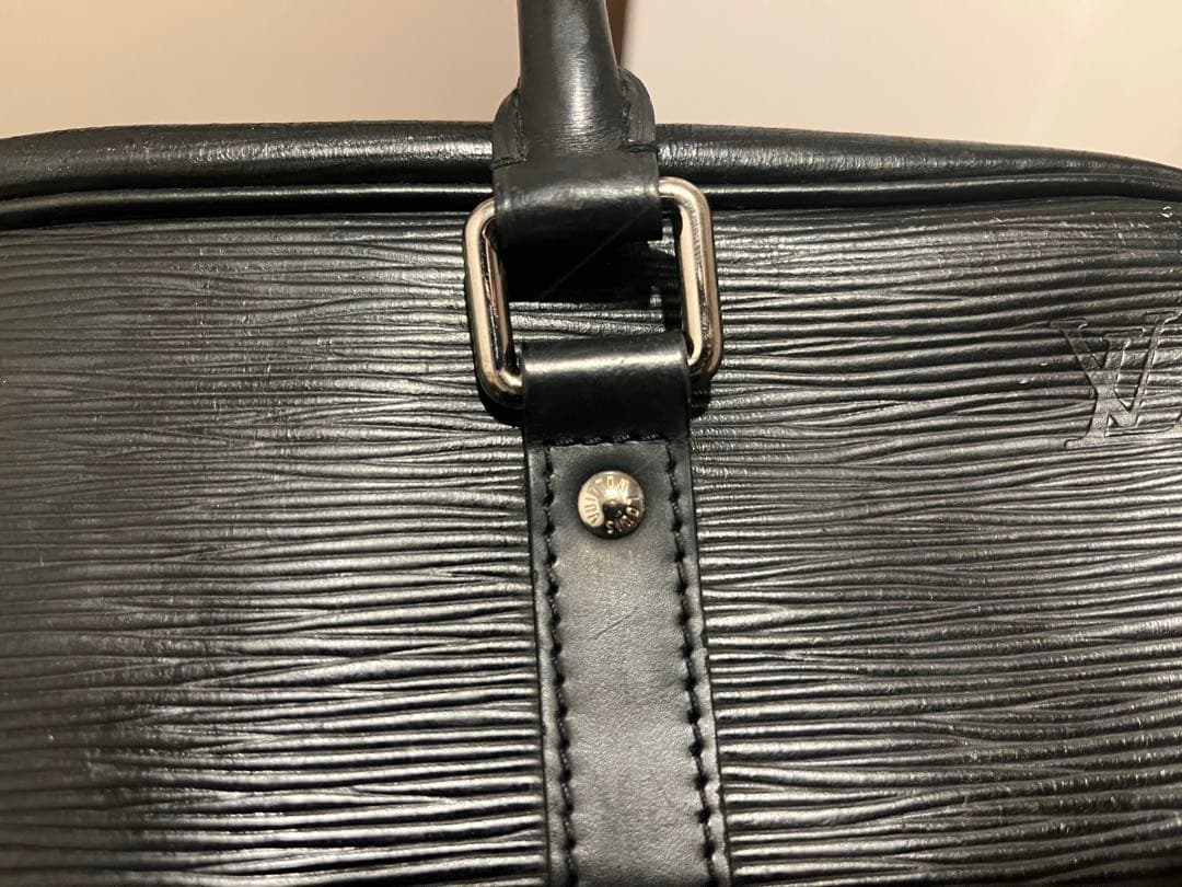 ルイヴィトン エピ ヴィヴィエンヌMM ビジネスバッグ ノワール 　M59122