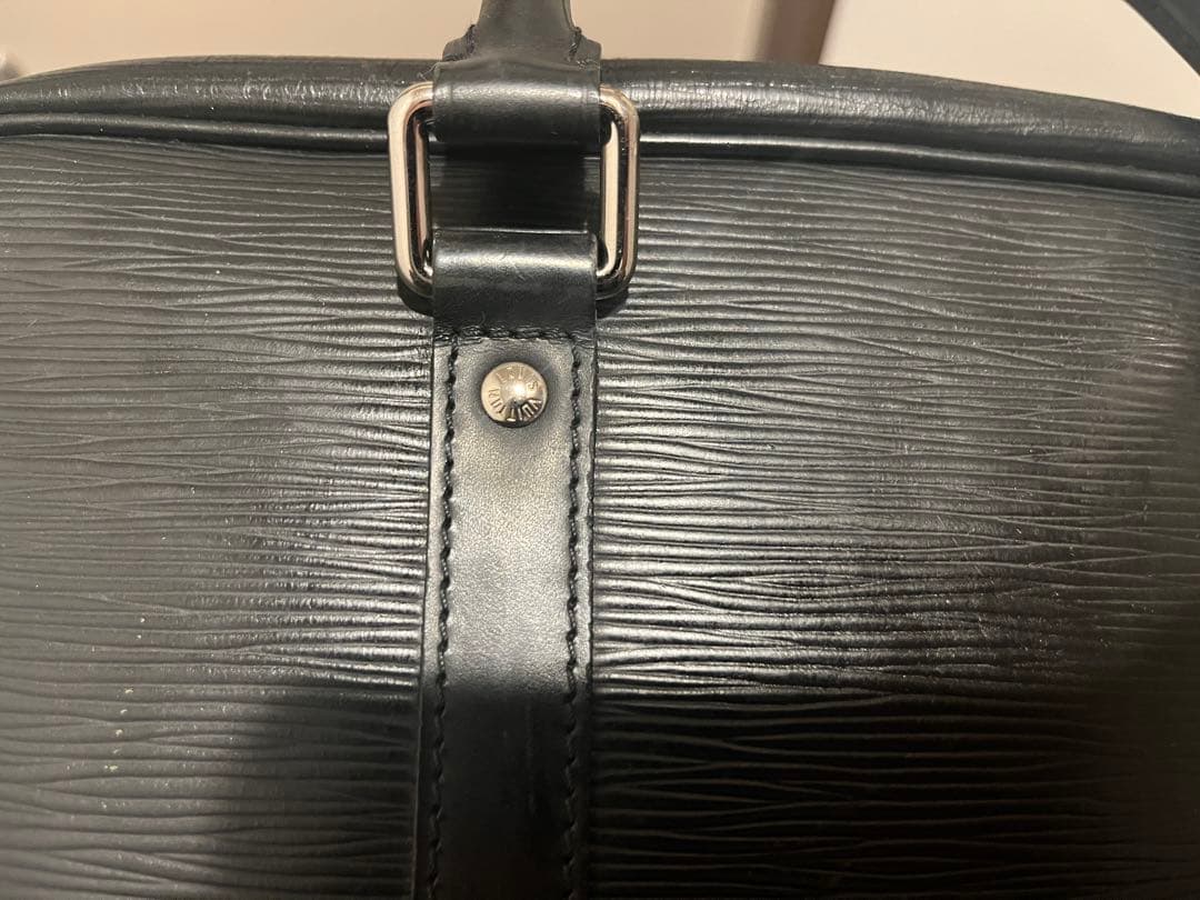 ルイヴィトン エピ ヴィヴィエンヌMM ビジネスバッグ ノワール 　M59122