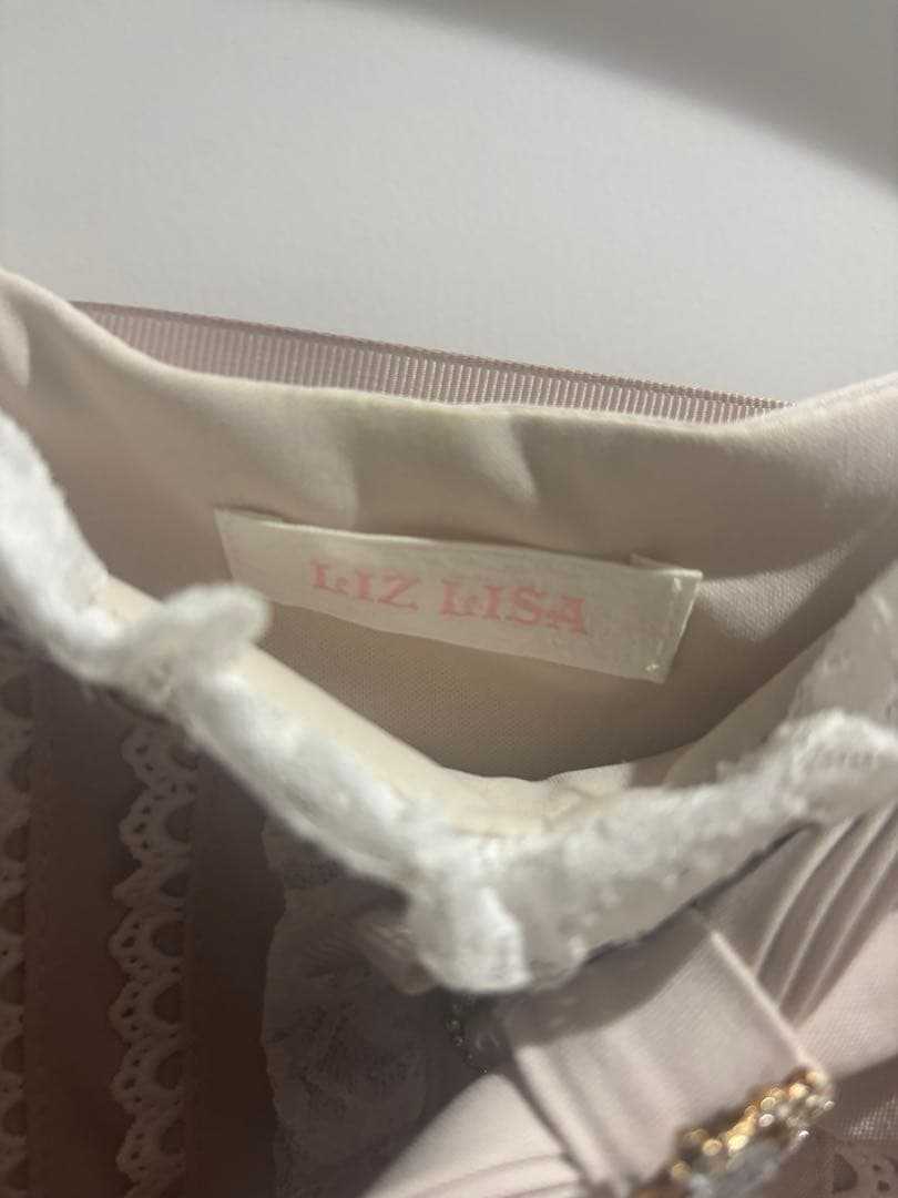 ティアラリボンティアードワンピース