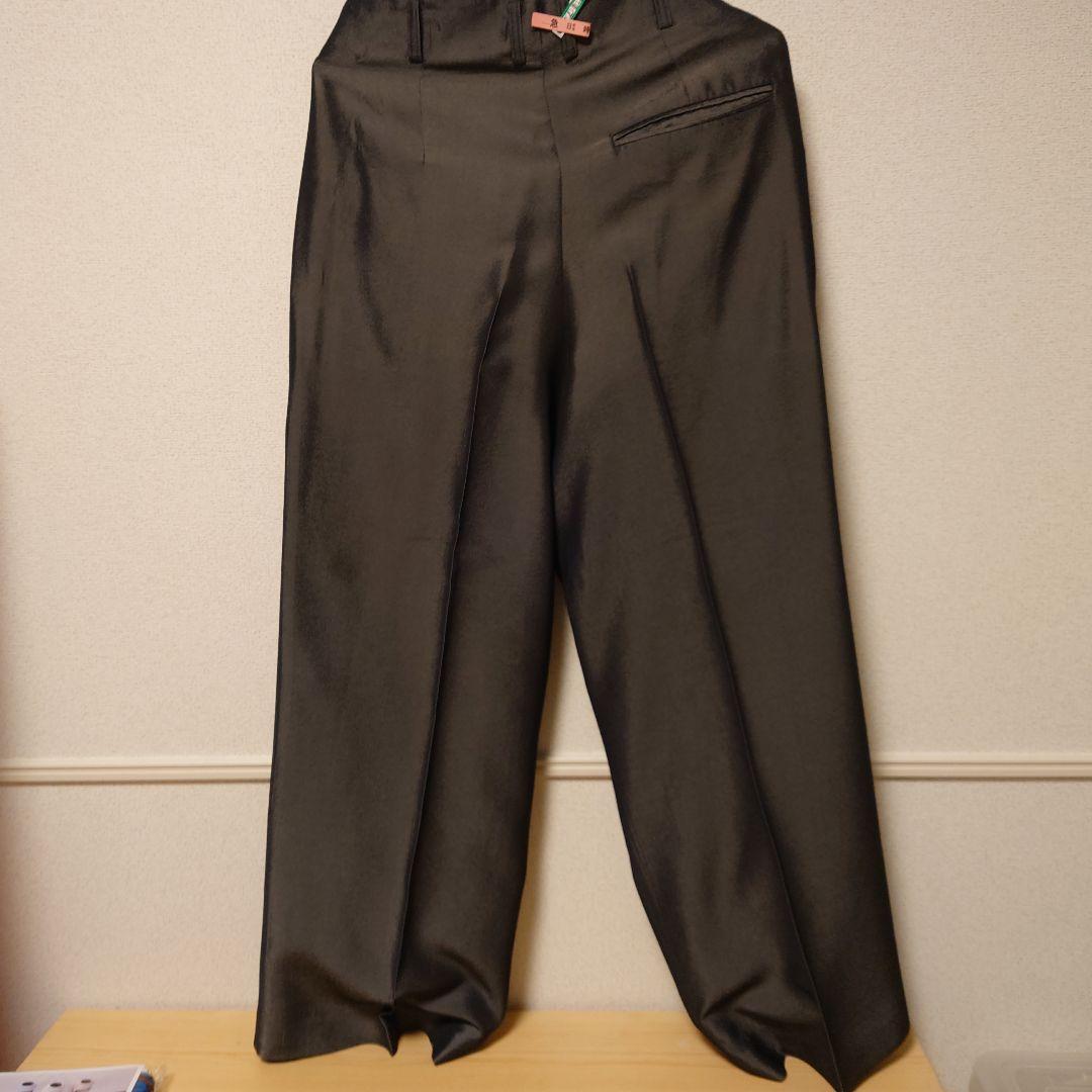 ゴールデンロビーズートスーツ　シルバー　Мサイズ　難あり