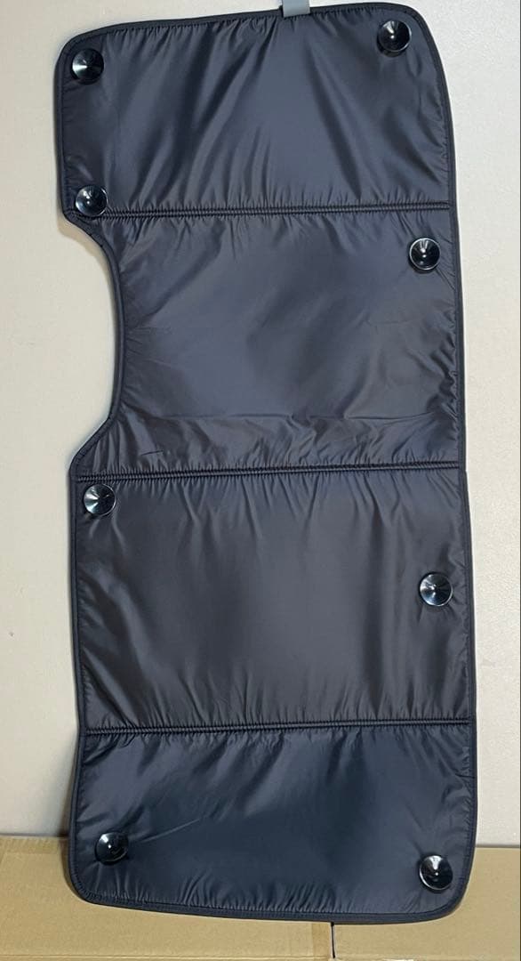 タイムセール【送料込】ユーアイビークル　キャラバン用遮光パッドリアセット収納袋付