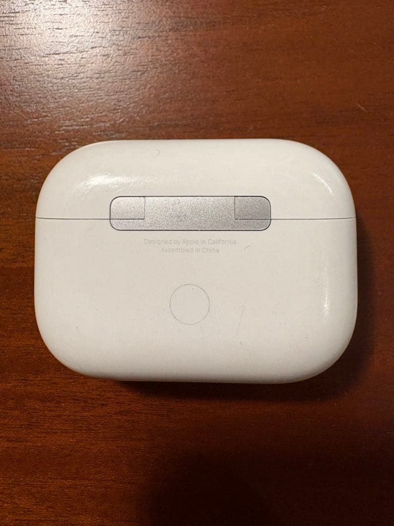 airpods pro第2世代 本体 ホワイト Lightning充電ケース付