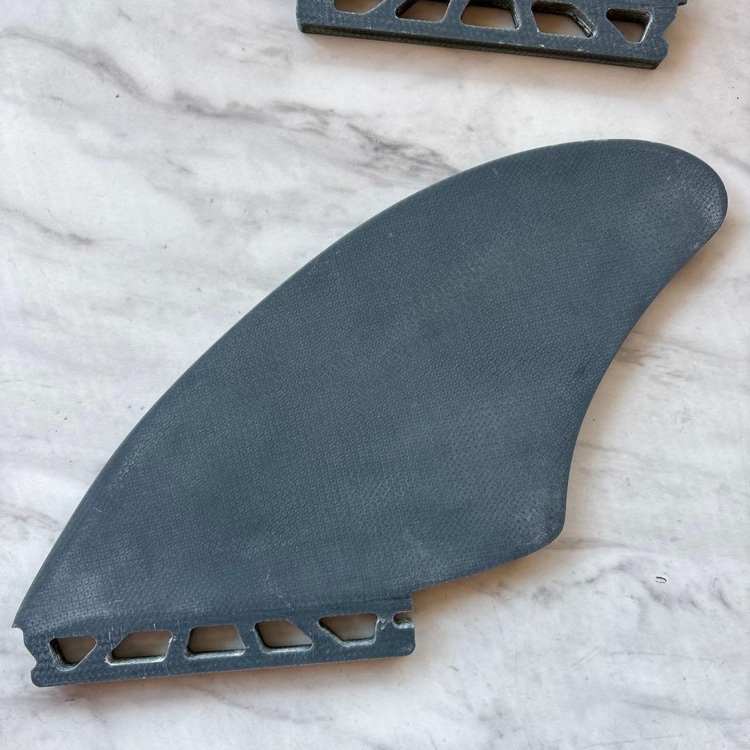 futures AMK KEEL ツインフィン　サーフボード　フィン 2枚セット