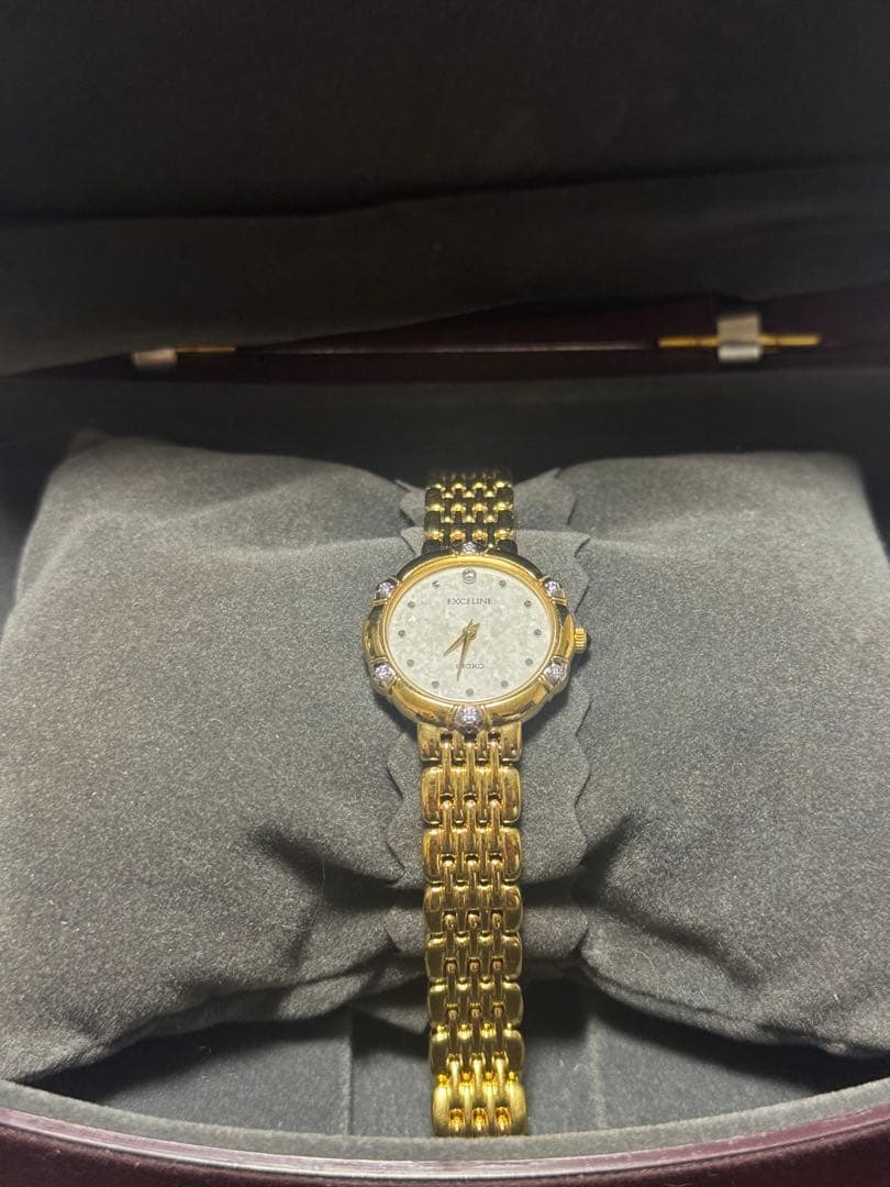 SEIKO EXCELINE 腕時計 ゴールド