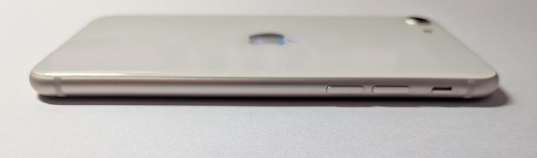 iPhone SE 第3世代 64GB スターライト SIMフリー 92%