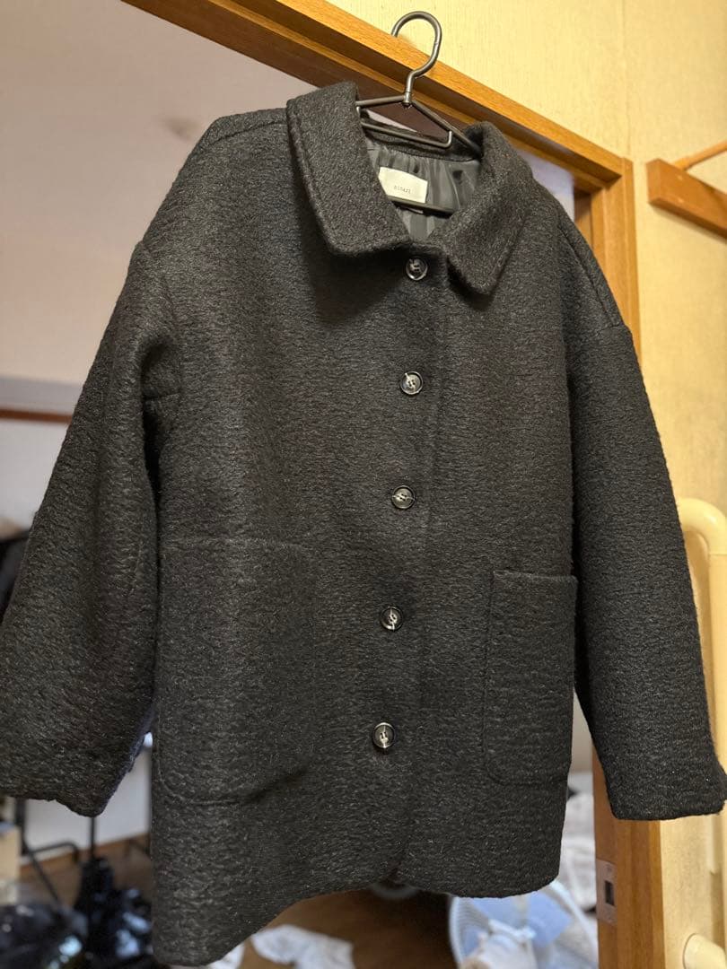 hinari ステンカラーシャギーミドルコート ブラック