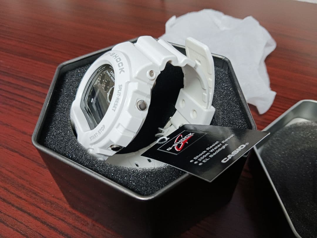 ソ*ン様 [カシオ] 腕時計 ジーショック DW-6900NB-7DR ホワイト