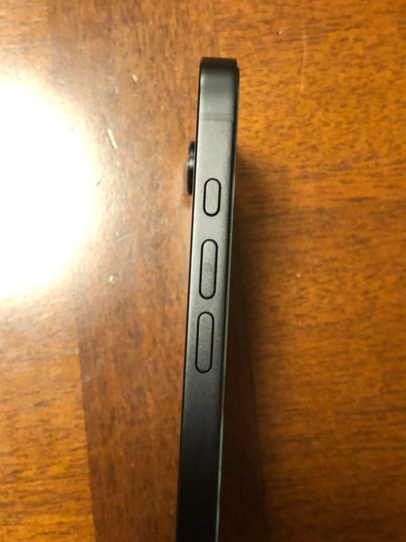 iPhone 16e ブラック 128GB アップル Apple