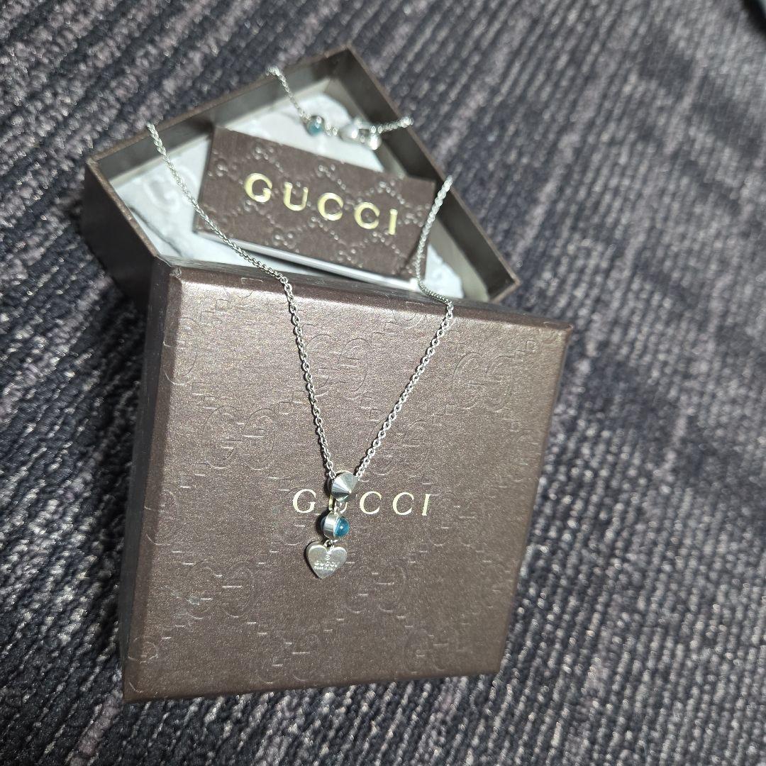 GUCCI ハート型チャーム ネックレス　AG925　ハートブルー