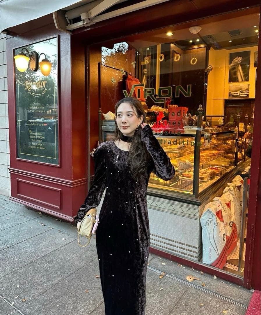 週末限定価格！ＡＮＤＲＥＳＤ　pearl glow velour dress