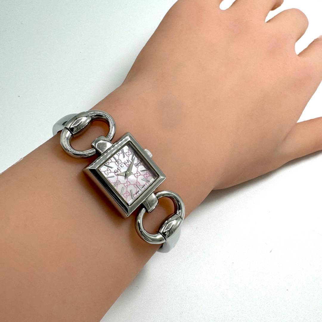 【稼動】GUCCI トルナヴォーニ 時計 120 バングル GG シェル文字盤