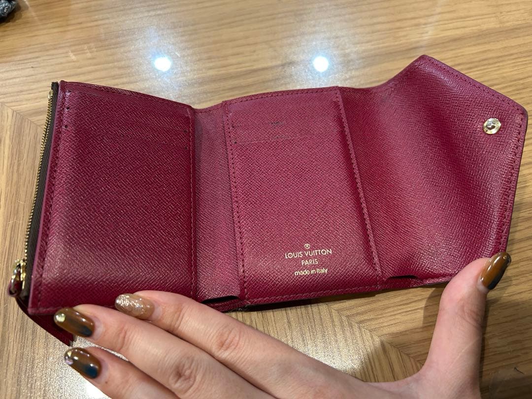 【sale】Louis Vuitton モノグラム ヴィクトリーヌ　三つ折り財布