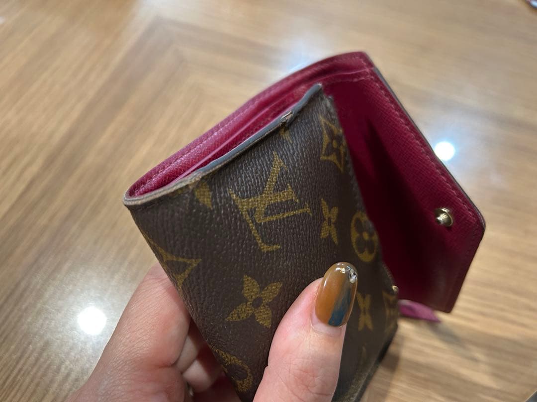 【sale】Louis Vuitton モノグラム ヴィクトリーヌ　三つ折り財布