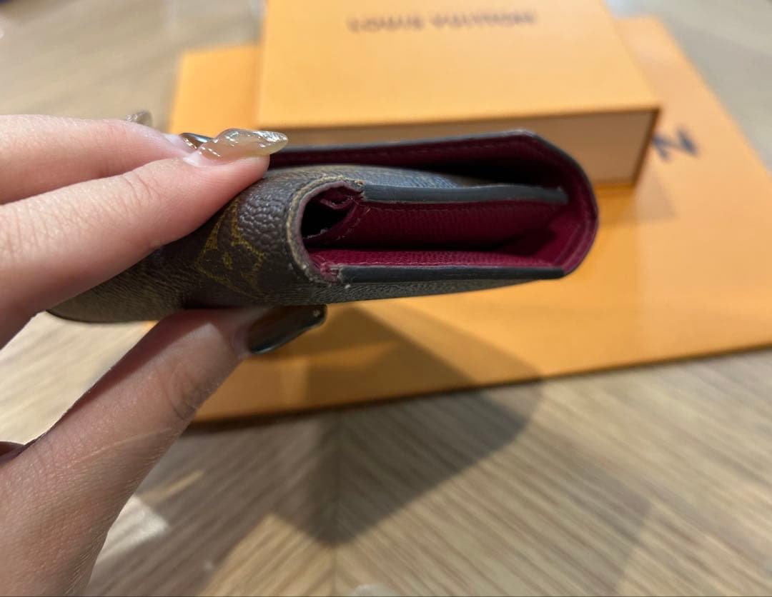 【sale】Louis Vuitton モノグラム ヴィクトリーヌ　三つ折り財布