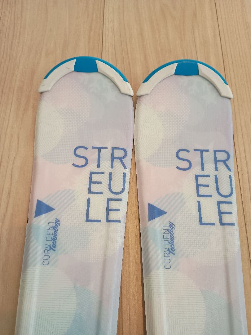 ま*る様 キッズスキー4点セット スキー板、ビンディング、ストック、スキー靴　1