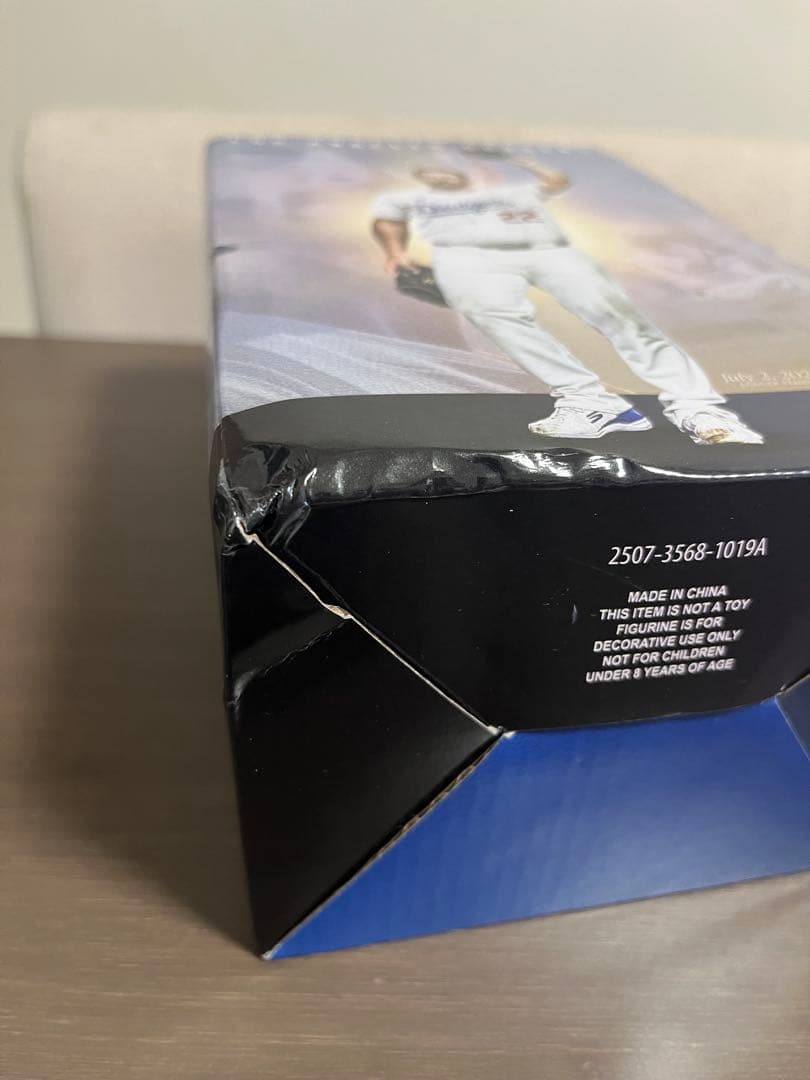 かも:【球場限定】9/20クレイトンカーショー3000奪三振ボブルヘッド