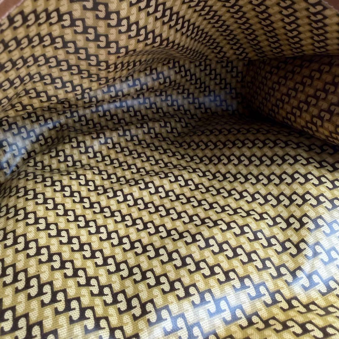 美品✨グッチ　クラッチバッグ シェリーライン ブラウン スエード