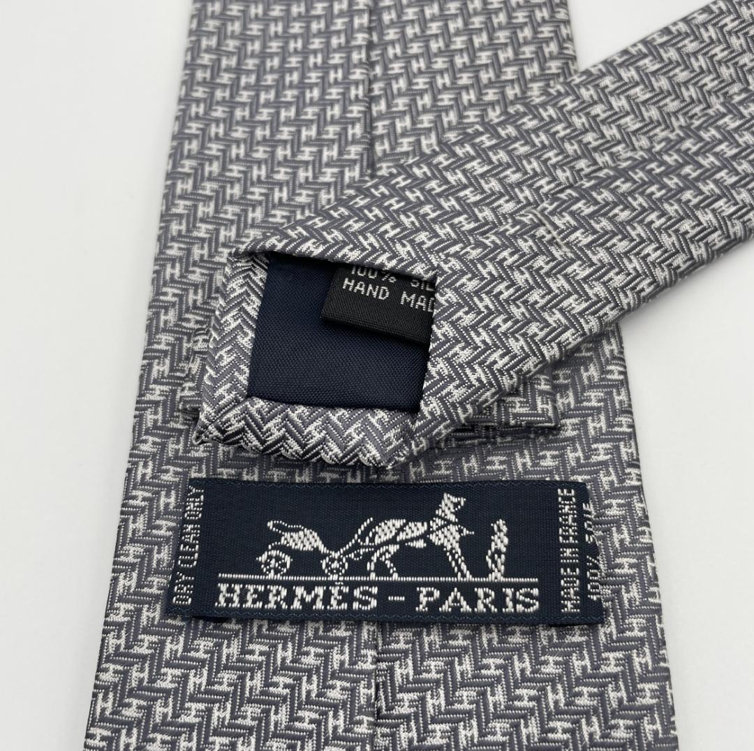 【HERMES（エルメス）】美品 ネクタイ H柄 シルク グレー シルバー