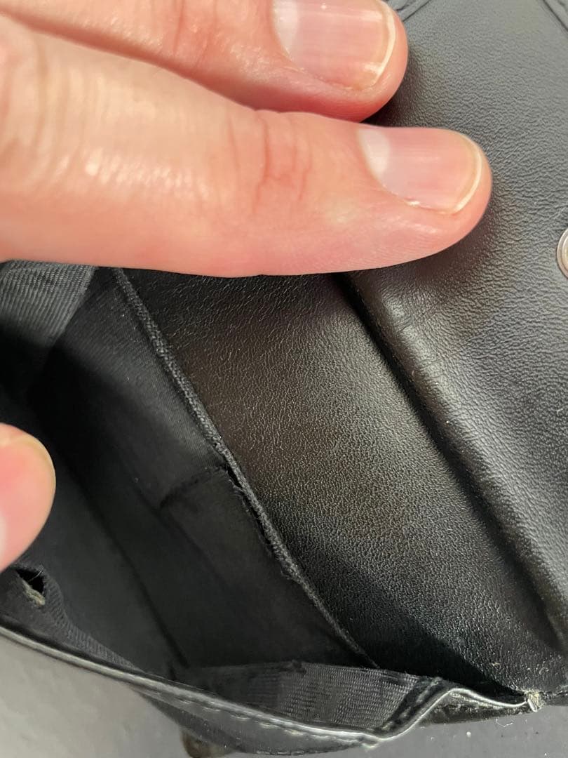 ミミGUCCI グッチ　二つ折り財布