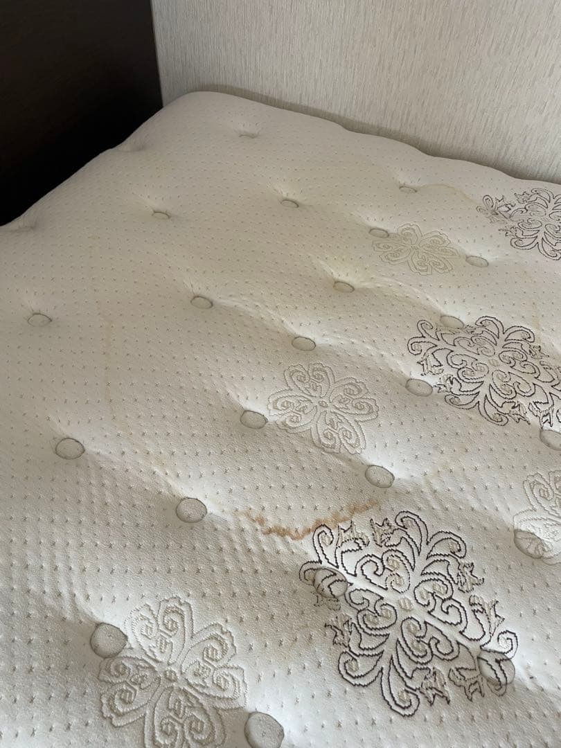 「シーリー ロンド ワイドダブルマットレス 高級モデル／送料込み　引取可能