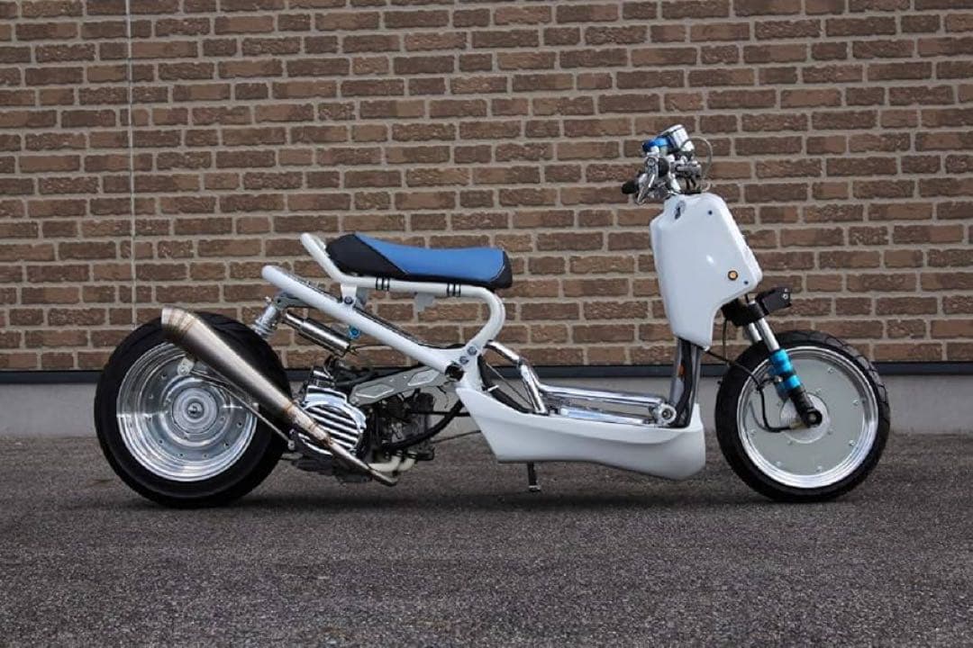 リンパーツ　マフラー