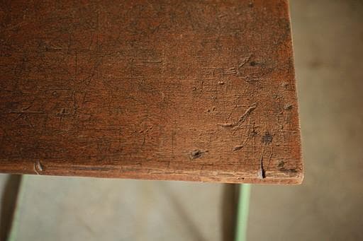 雰囲気の良い古い小学校の机　鉄脚　古材