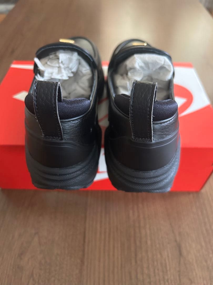 新品　Nike ウィメンズ Black エアマックスフェノメナ