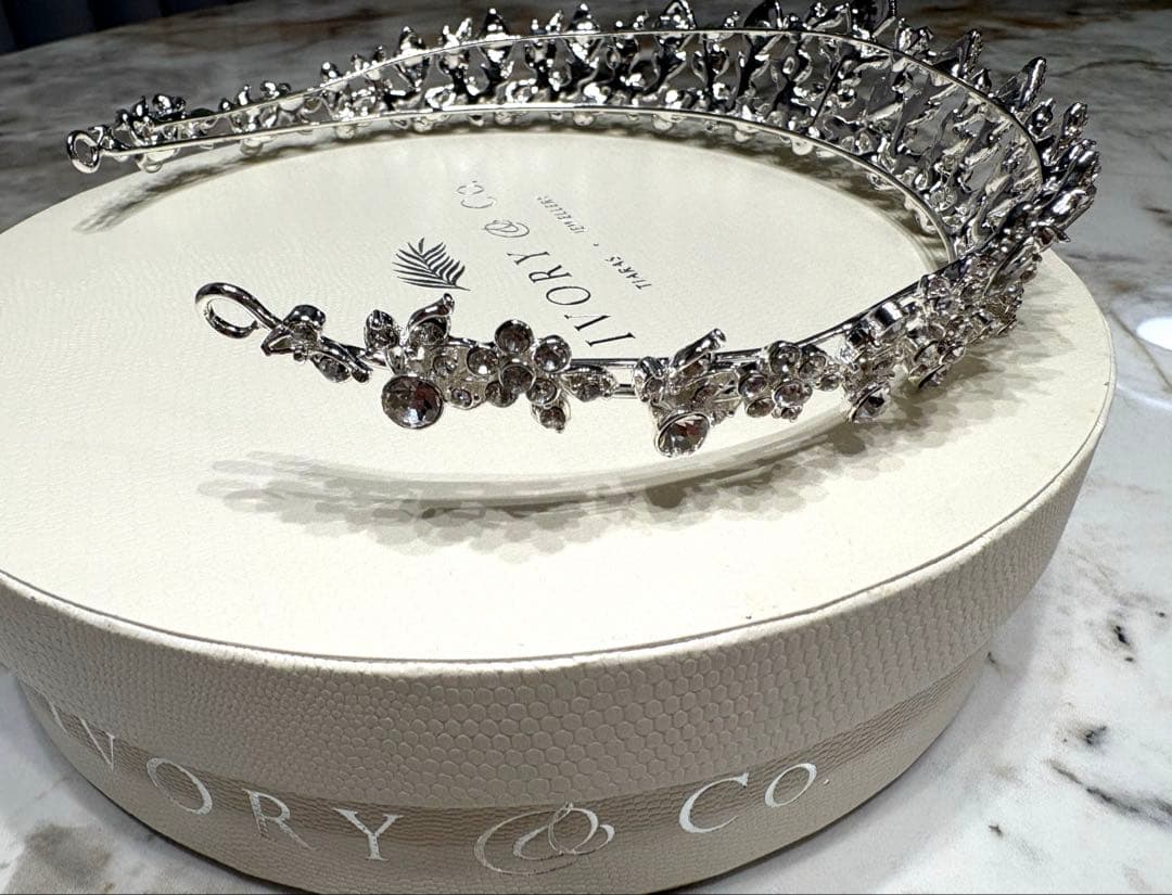 【1stオーナー】美品　Ivory＆Co. ティアラ ジュリエッタ