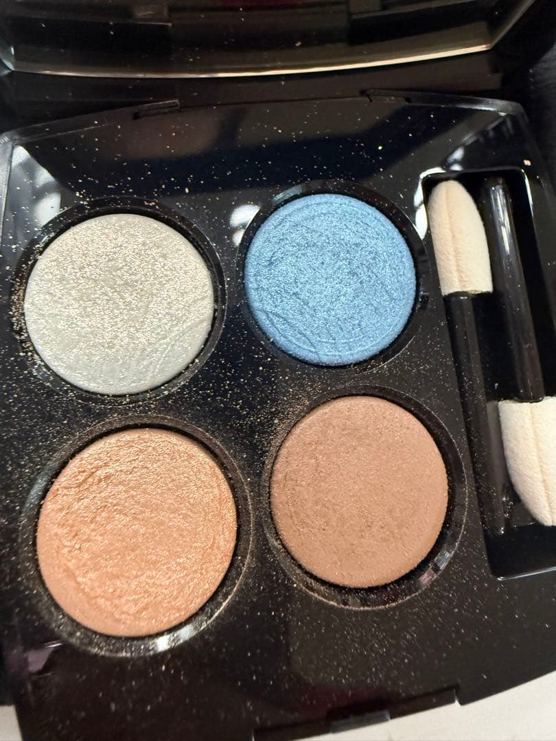 シャネル　アイシャドウ　2個