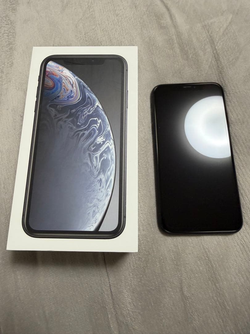 Apple iPhone XR 64GB ブラック 本体