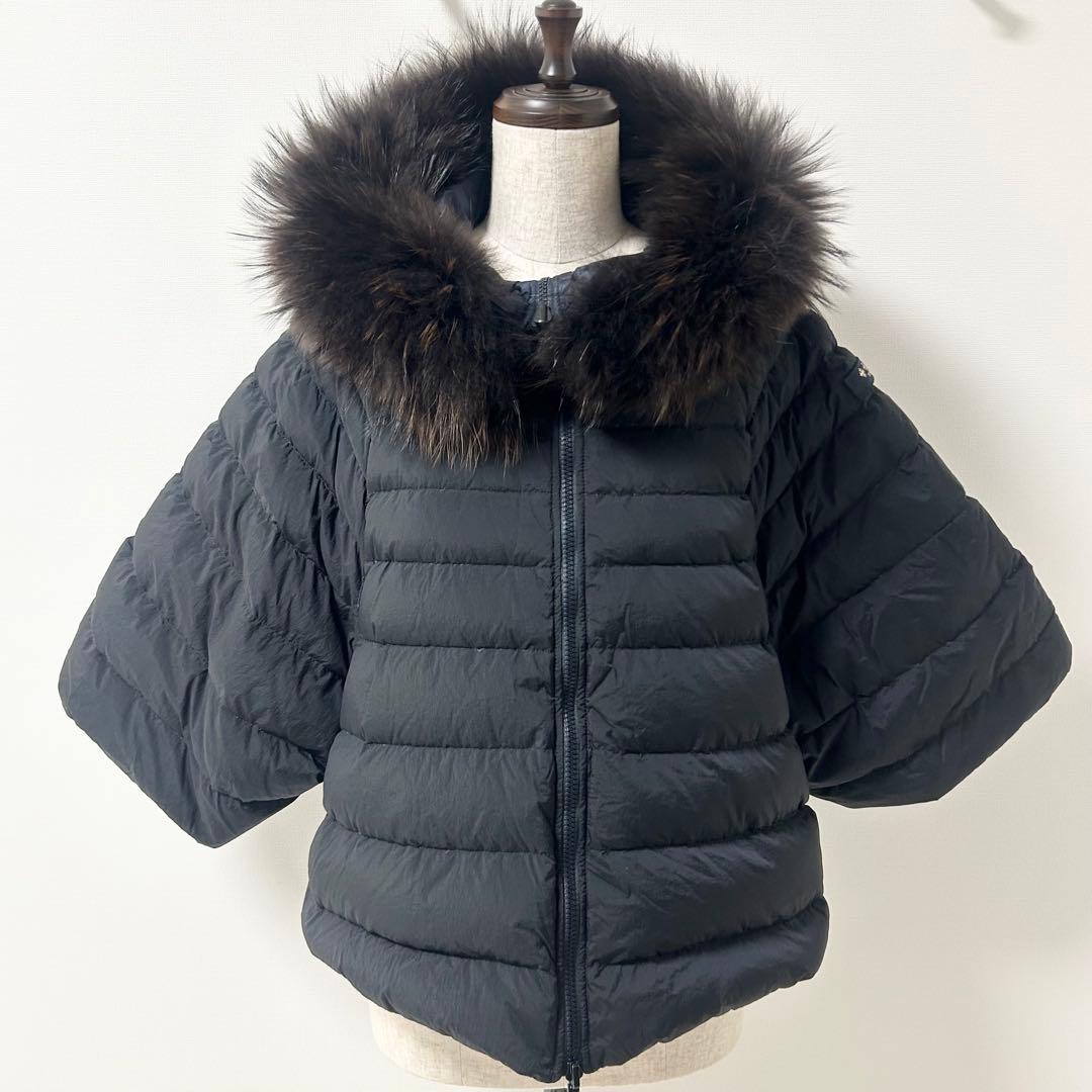 TATRAS タトラス　ダウンポンチョ　MALE マーレ　ブラック　01