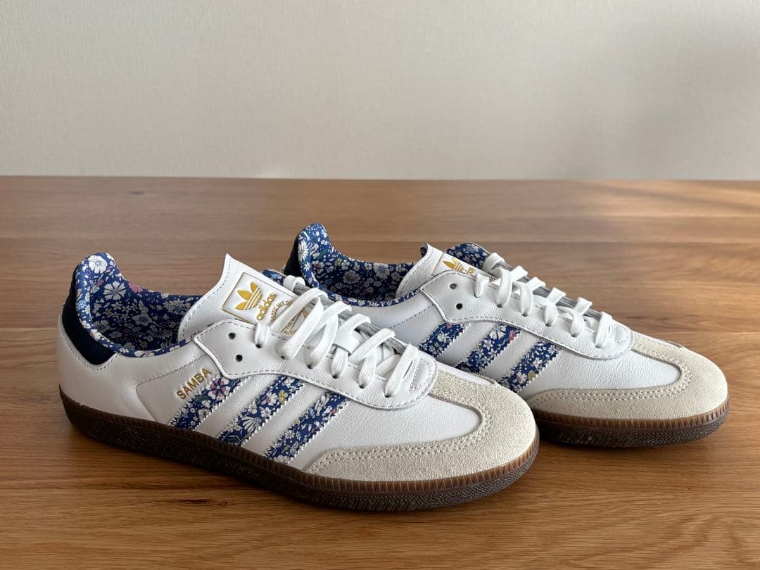 【訳あり新品未使用】adidas SAMBA LIBERTY 24.5cm