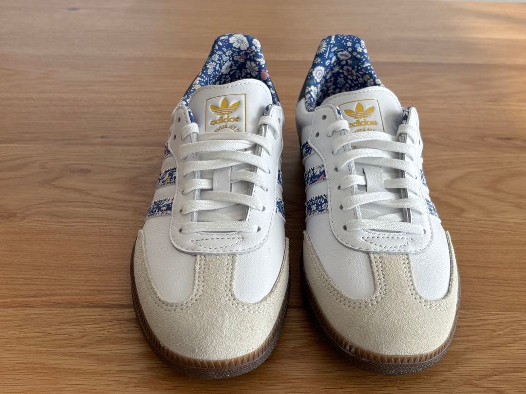 【訳あり新品未使用】adidas SAMBA LIBERTY 24.5cm